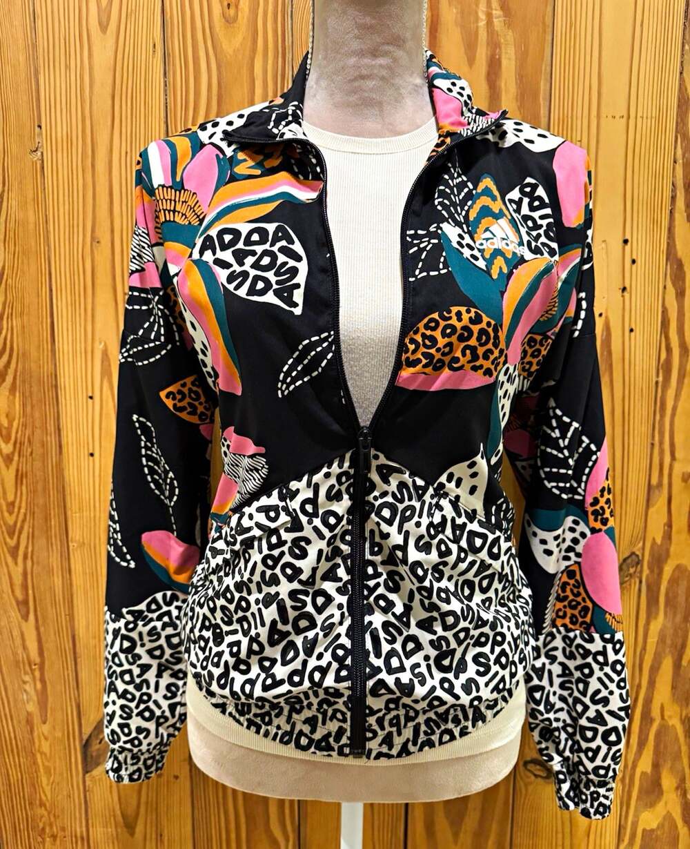 Adidas X Farm Rio Windbreaker Jacket Womens XS Floral Leopard Print GS6302